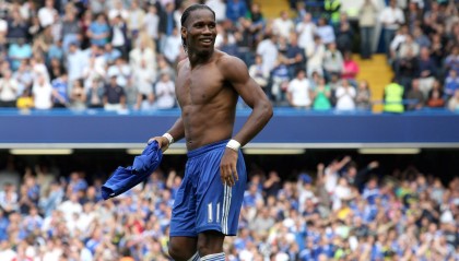 开云品牌-_爵士队坚持战术调整，排名逐渐逼近前列_，爵士队很强吗